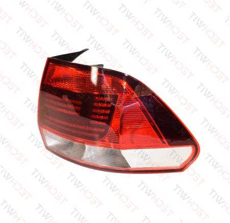 VW Polo 4D Фонарь задний внешний Прав. Фольксваген Поло 4D 6RU945096J 2015-2018 TECHWIT