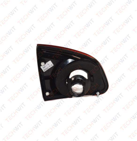 Nissan Qashqai J10 Фонарь задний внутренний правый стоп сигнал Ниссан Кашкай Джей 10 26550JD800 2007-2007 TECHWIT