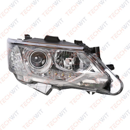 Toyota Camry Halogen фара передняя правая 8113033881 2012-2015 TECHWIT
