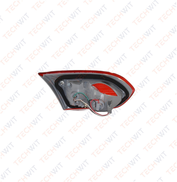 Ford Focus 3 4D фонарь задний внутренний правый стоп сигнал F1EB13A602AA Форд Фокус 3 4D 2011-2019 TECHWIT