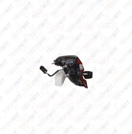 Haval F7 фонарь задний внутренний Лев. задний ход 4133103XKQ00A Хавал F7 2019 TECHWIT