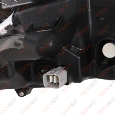 Toyota Corolla 12 фара передняя левая 8117002T31 2018-2024 TECHWIT