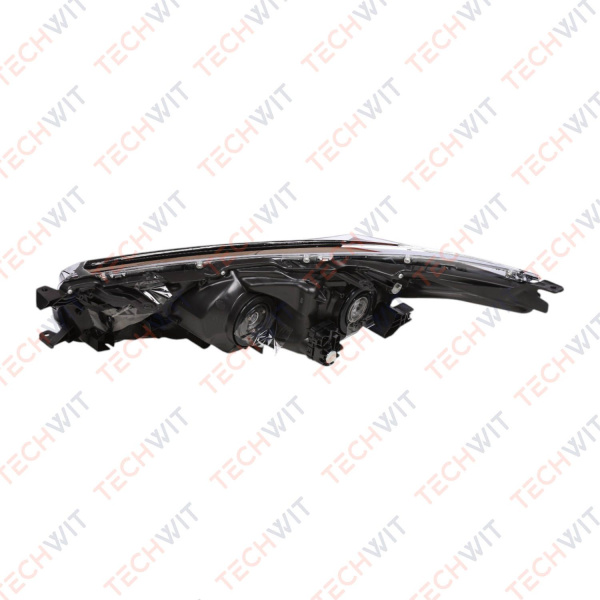Toyota Corolla фара передняя правая 8113002F01 2014-2015 TECHWIT